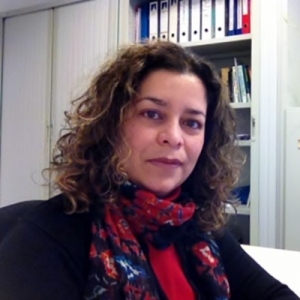 Mar&iacute;a E. Su&aacute;rez-Ojeda
